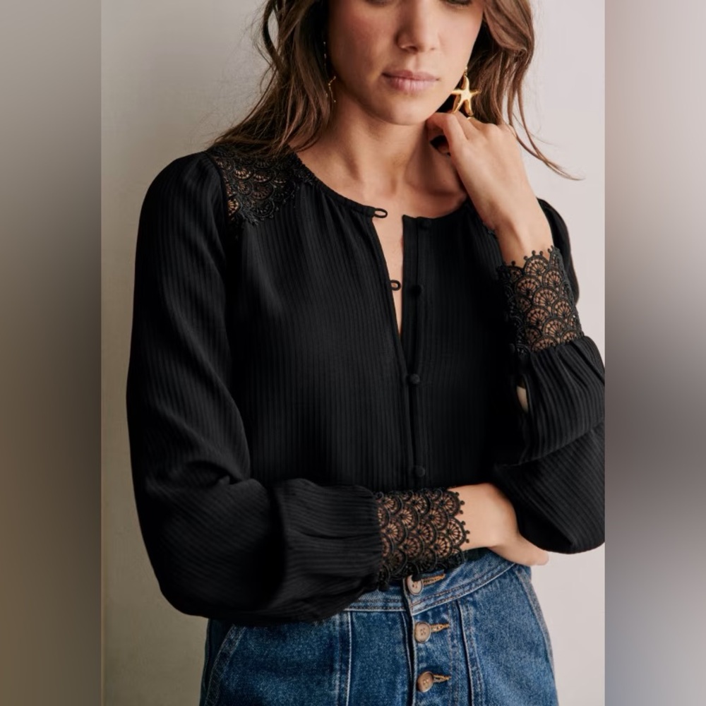 NEW Sezane Clem Black Lace Long Sleeve Blouse Shirt Noir. - Size 34